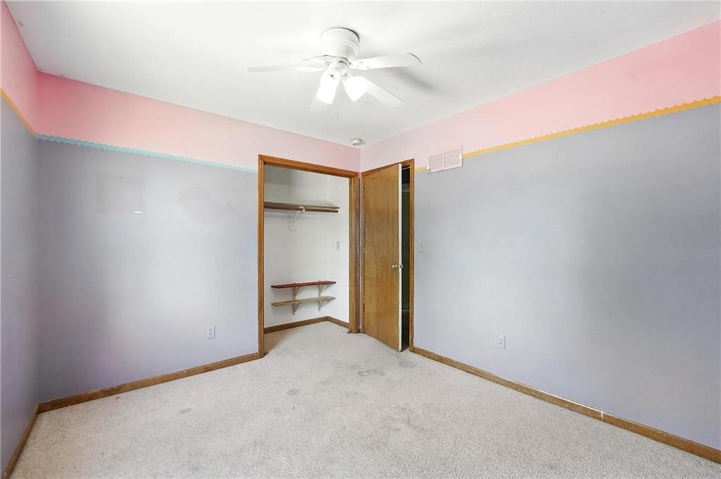 1225 NE KENWOOD Drive — photo 26