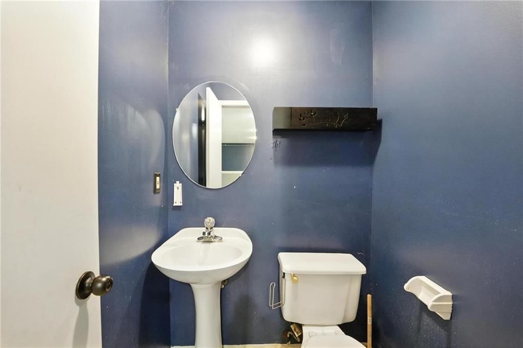 1225 NE KENWOOD Drive — photo 28