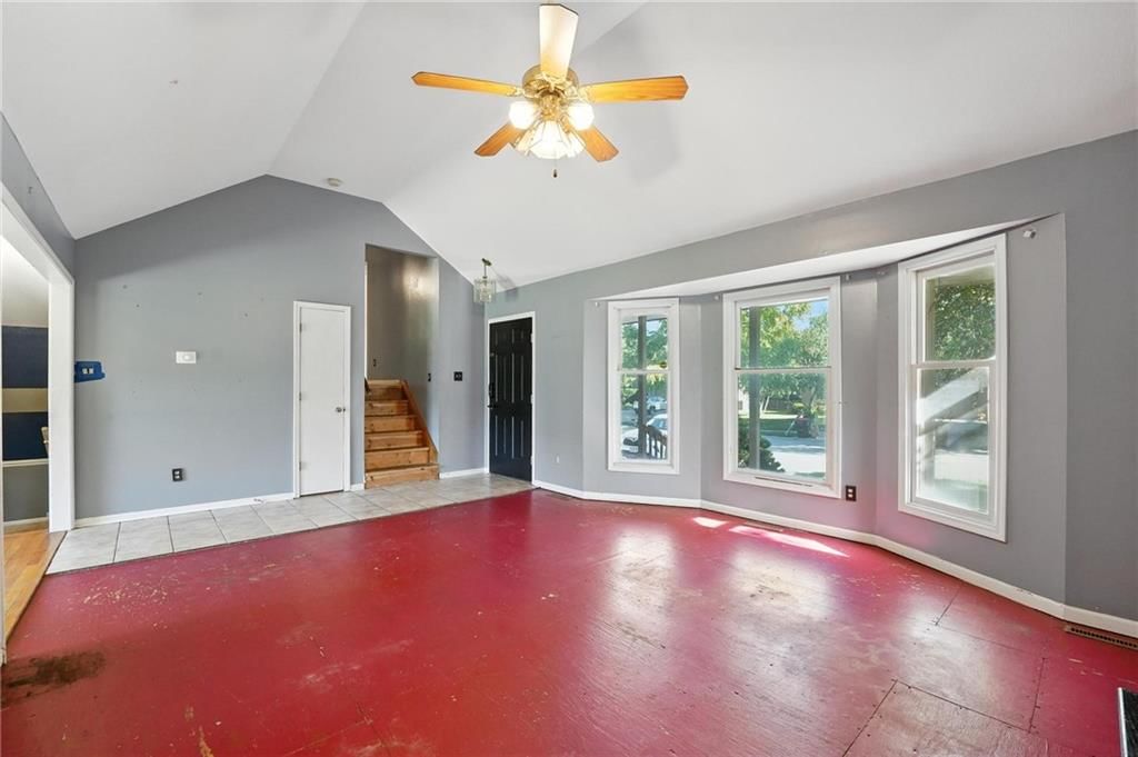 1225 NE KENWOOD Drive — photo 7