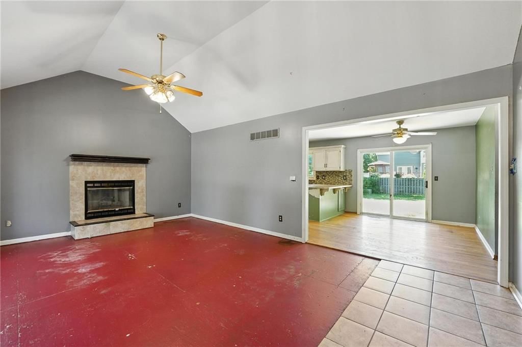 1225 NE KENWOOD Drive — photo 9