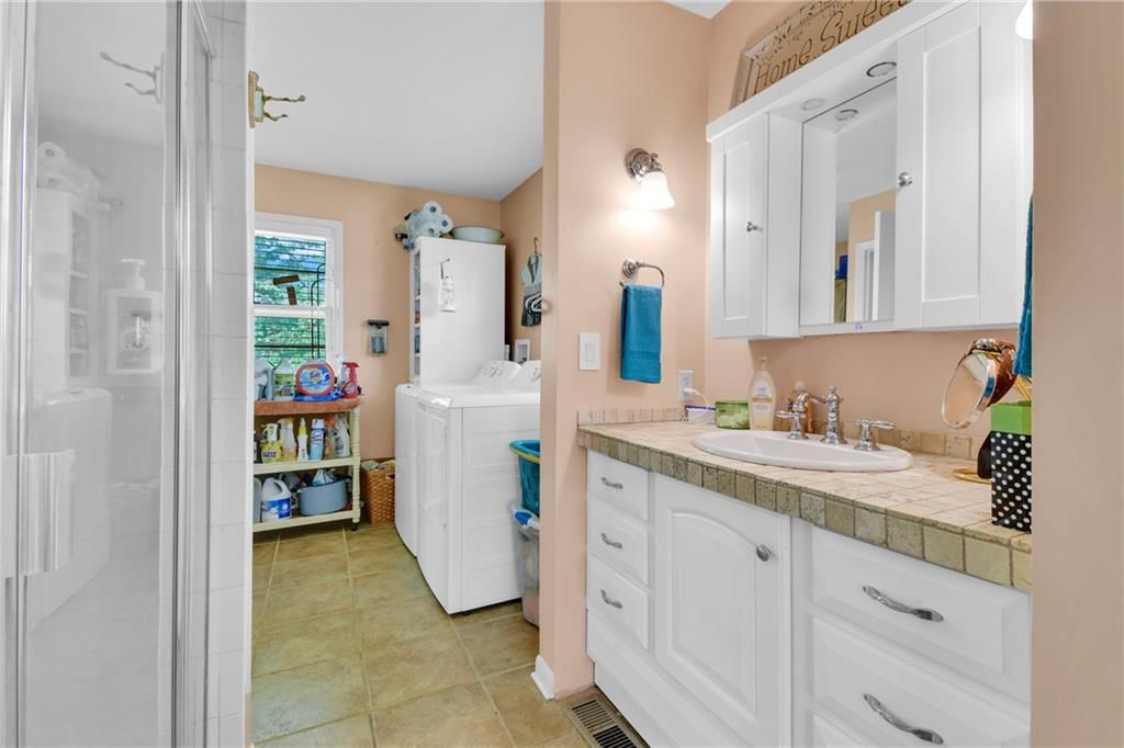 12579 Crestview Drive — photo 16