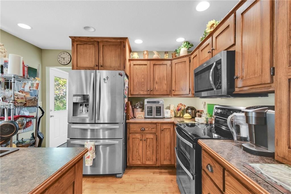 12579 Crestview Drive — photo 9