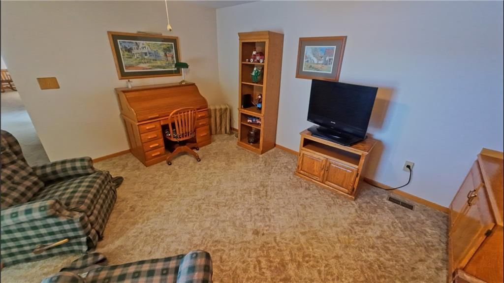 1000 Lake Viking Terrace — photo 13