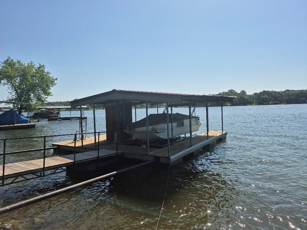 1000 Lake Viking Terrace — photo 40