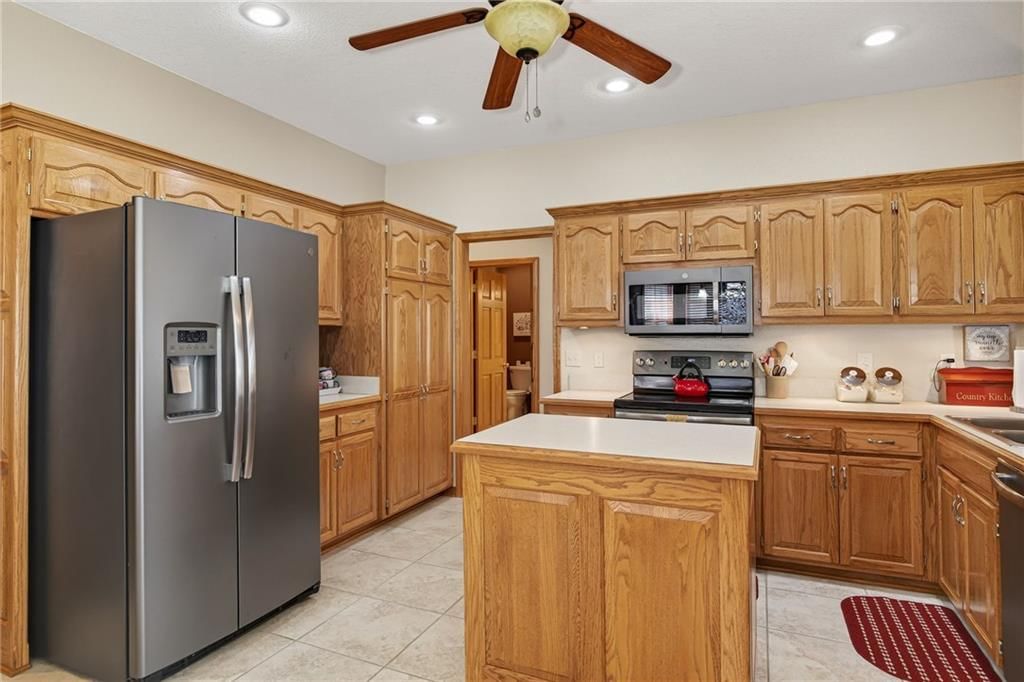 2904 Eastbrook Court — photo 13