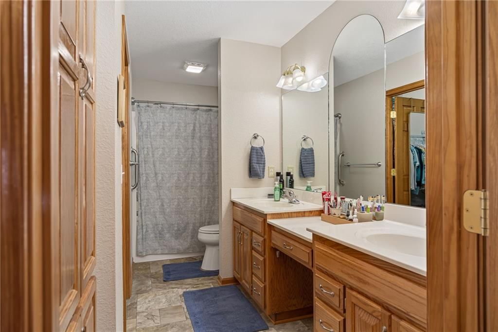 2904 Eastbrook Court — photo 22