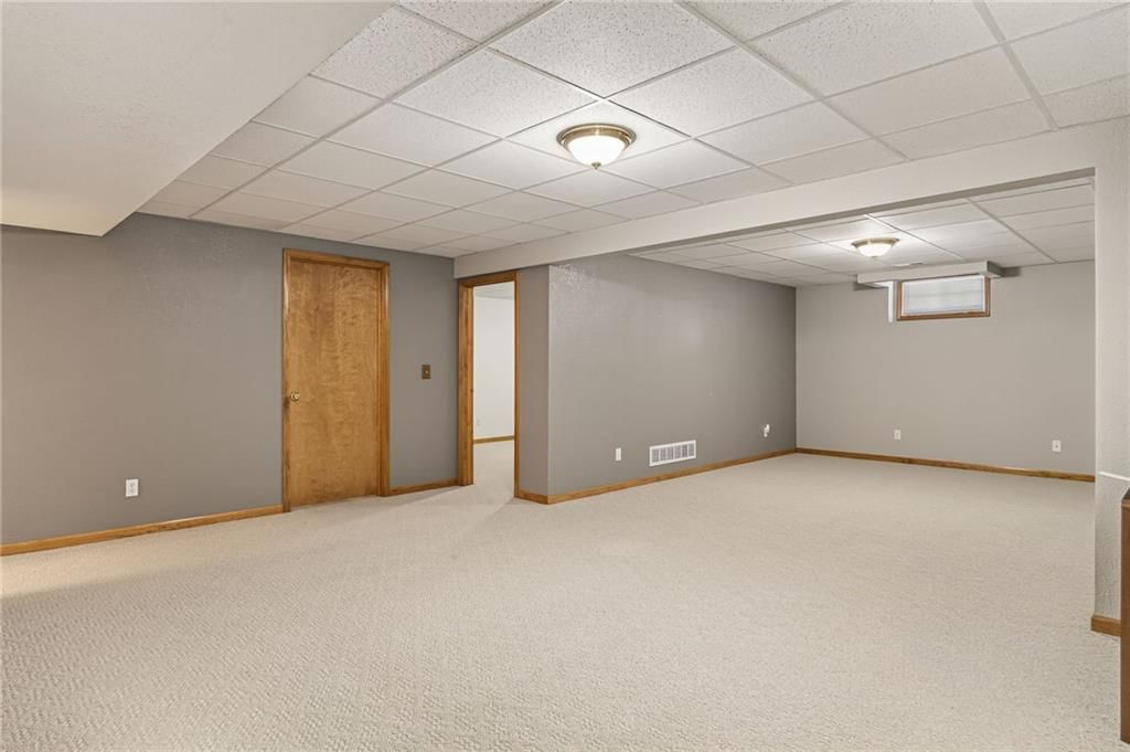 2904 Eastbrook Court — photo 24