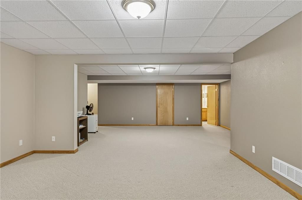2904 Eastbrook Court — photo 25