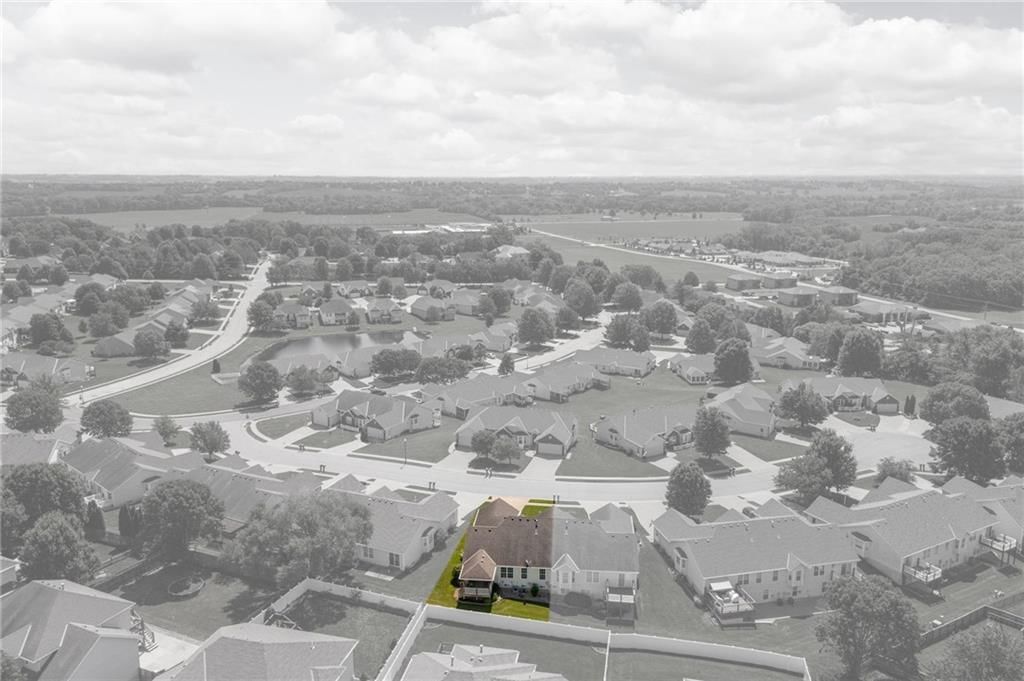2904 Eastbrook Court — photo 32