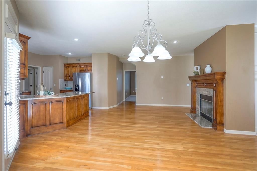12337 Gillette Street — photo 27