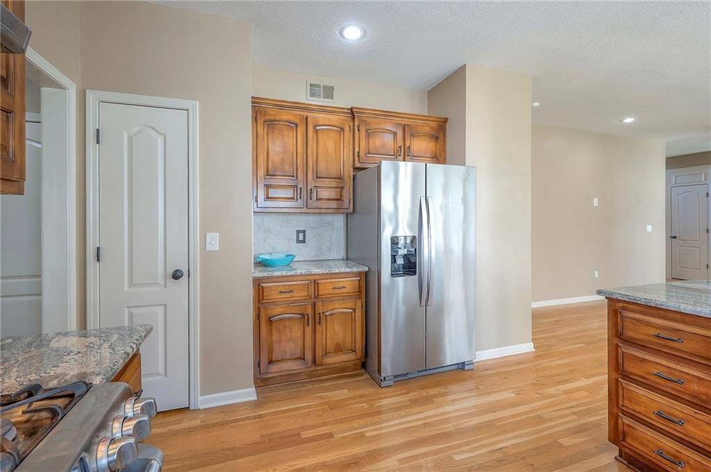 12337 Gillette Street — photo 35
