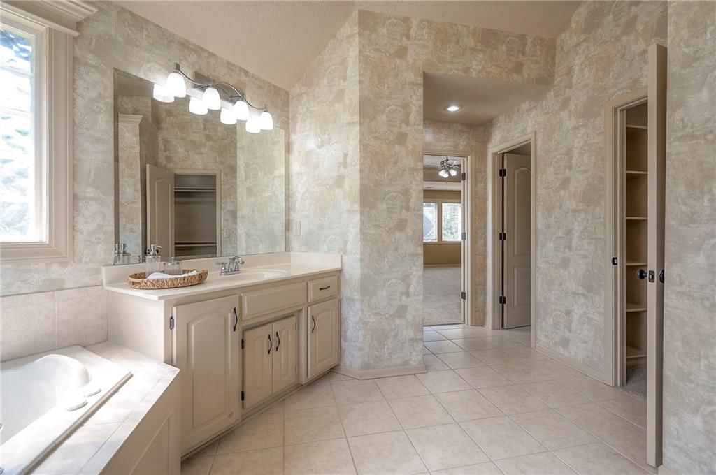 12337 Gillette Street — photo 45