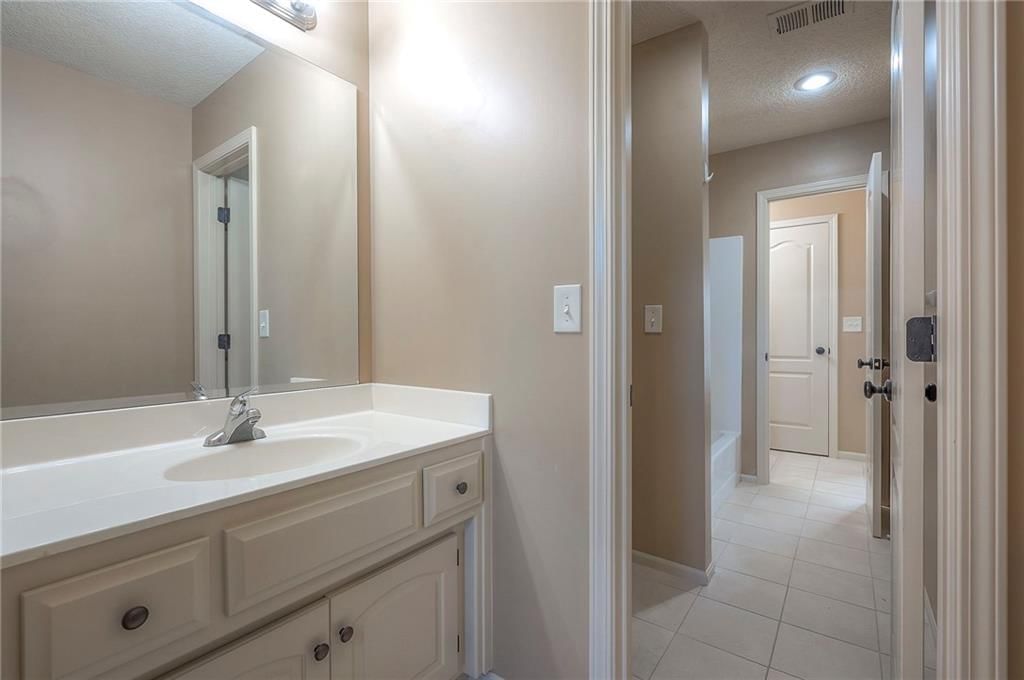 12337 Gillette Street — photo 56