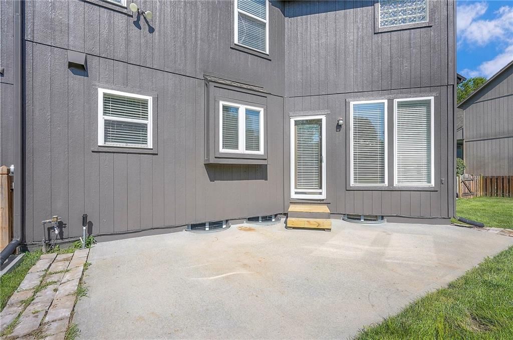 12337 Gillette Street — photo 74