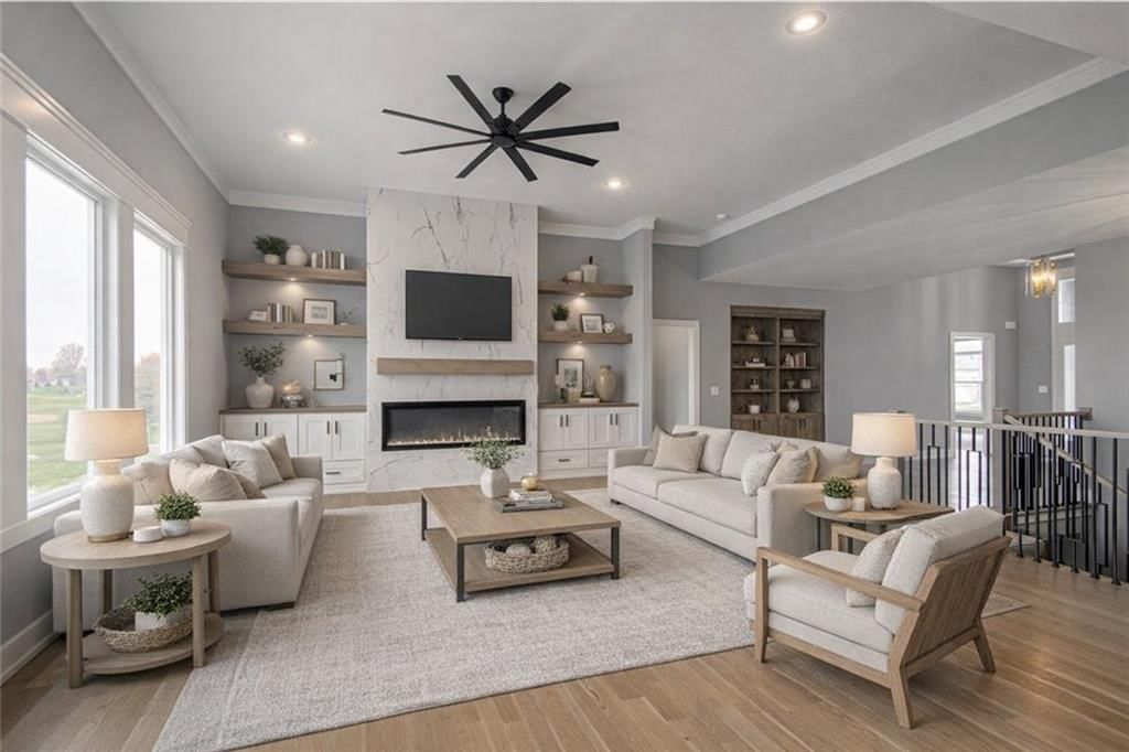Photo 5 of 45 - 2318 Larkspur Lane