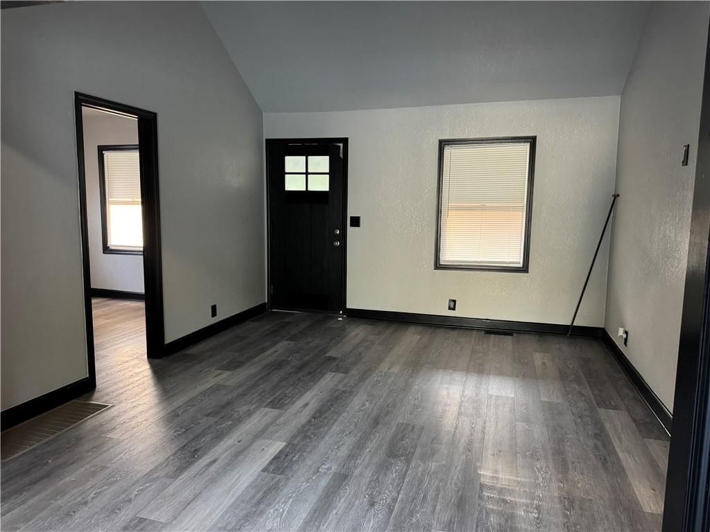 10415 Raytown Road — photo 11