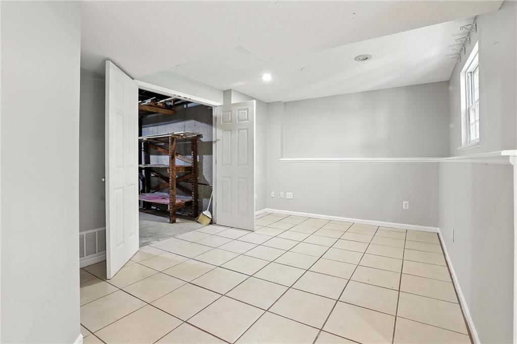 3109 N 110th Street — photo 21