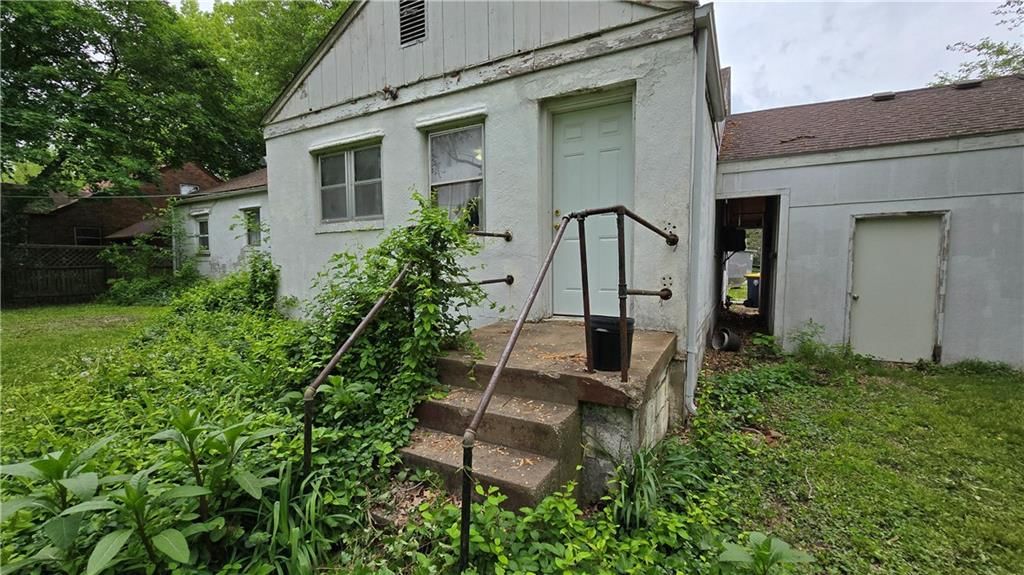 8107 Blue Ridge Boulevard — photo 11