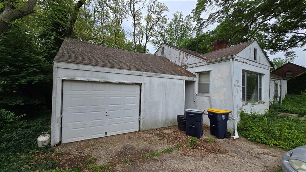 8107 Blue Ridge Boulevard — photo 12