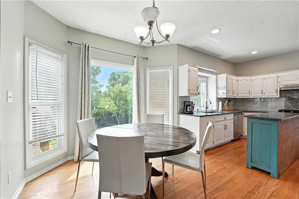 2503 WINDWOOD Drive — photo 13