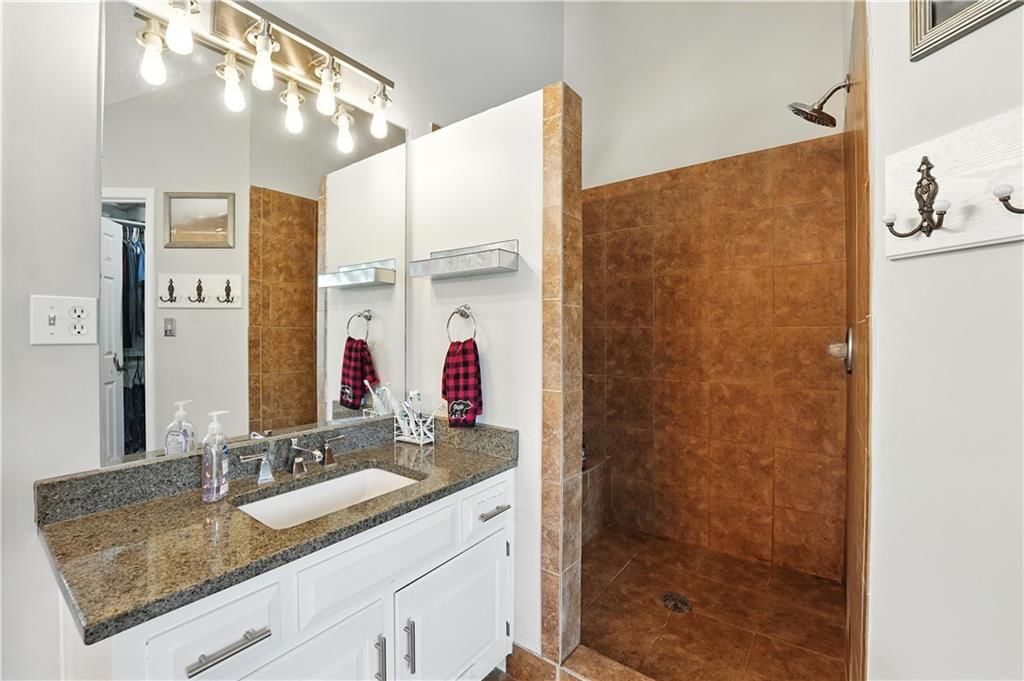 2503 WINDWOOD Drive — photo 35