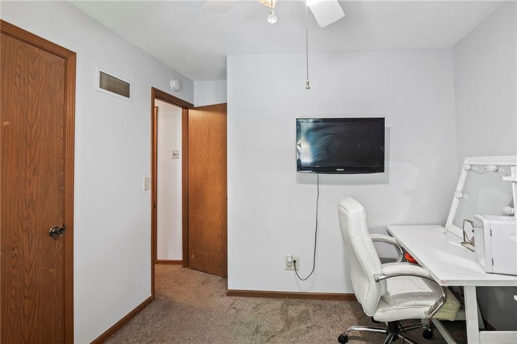 11579 Earnshaw Street — photo 23