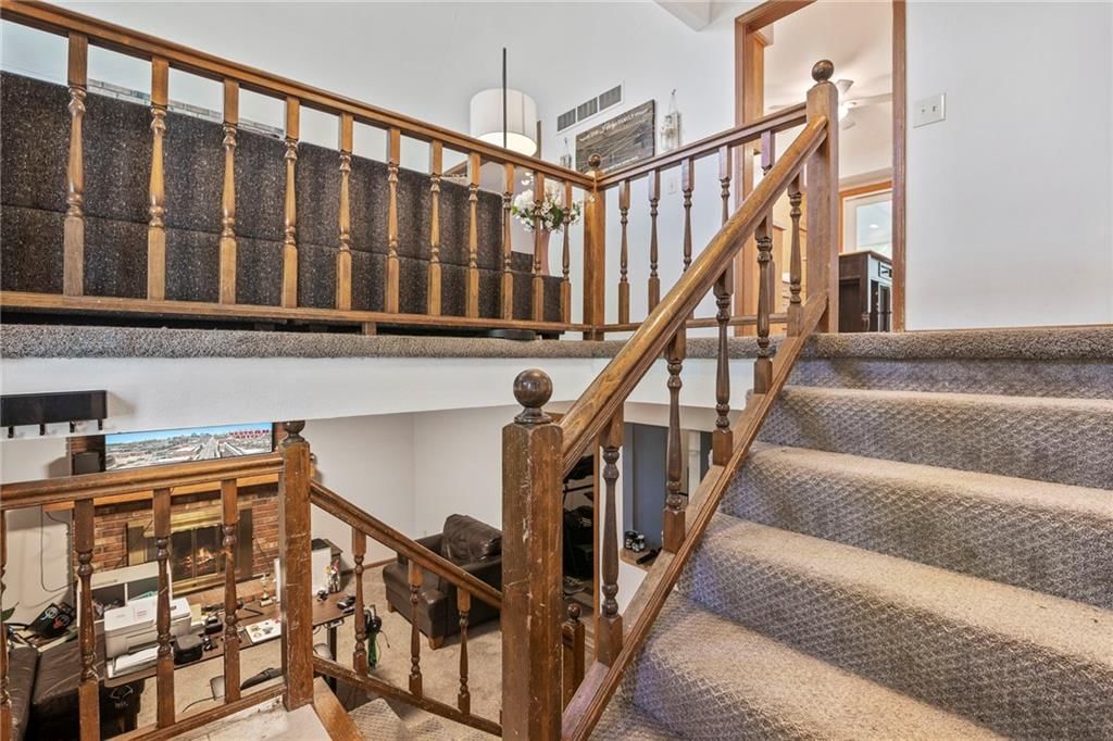 11579 Earnshaw Street — photo 24