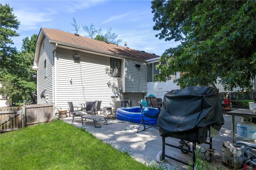 11579 Earnshaw Street — photo 33