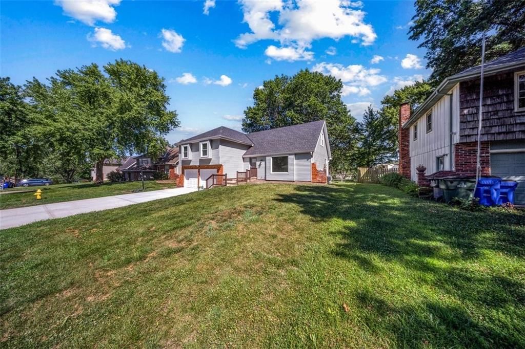 1116 N Walker Lane — photo 3