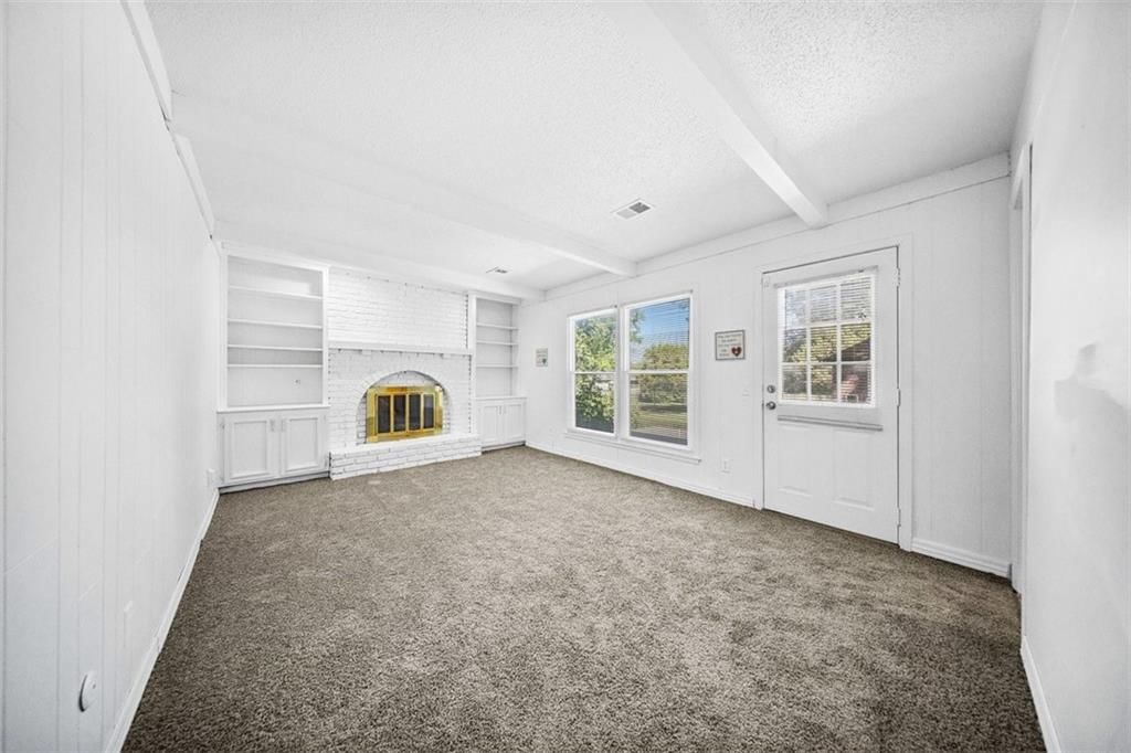 1116 N Walker Lane — photo 23