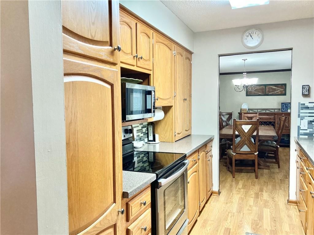 315 Spruce Street — photo 17