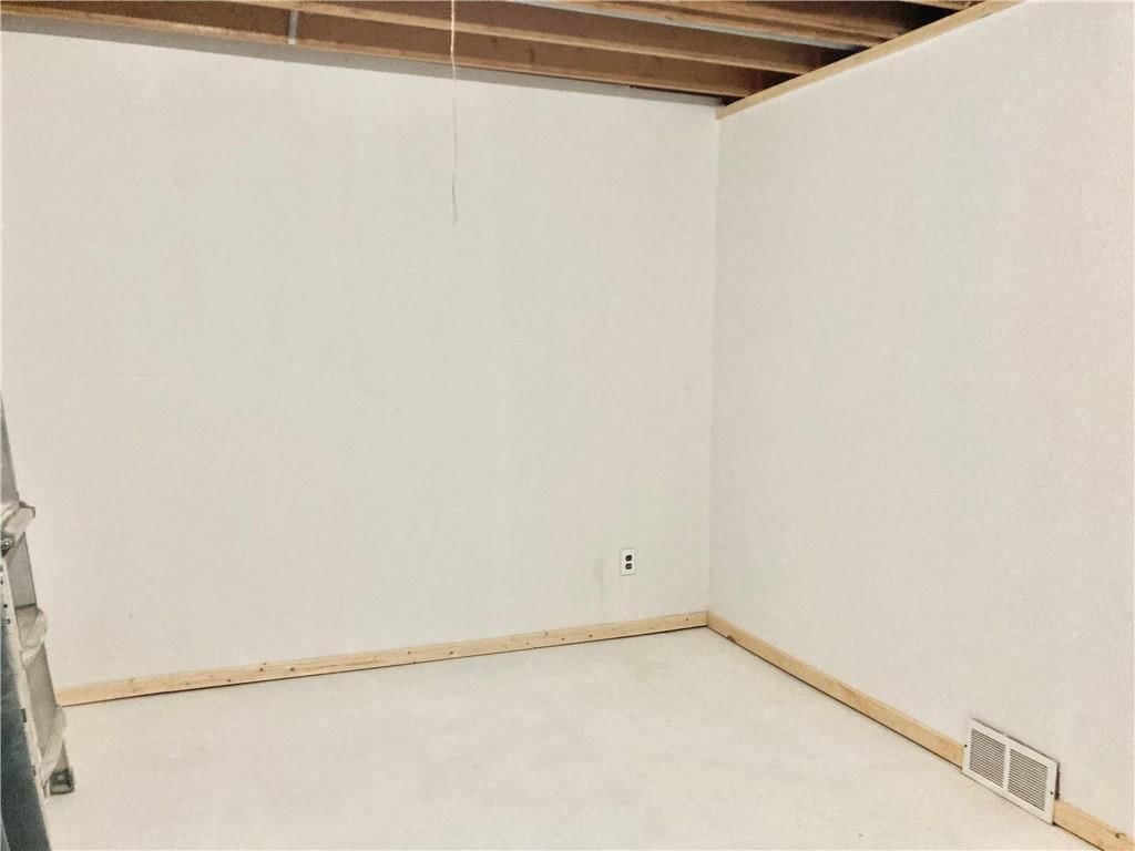 315 Spruce Street — photo 41