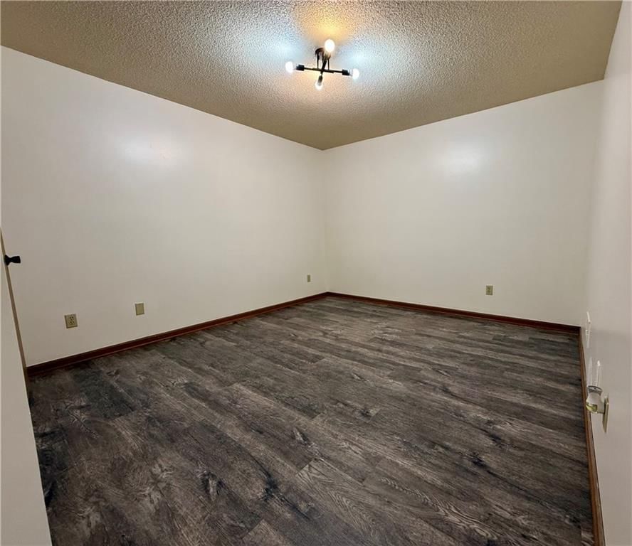 9037 E 85th Terrace — photo 23