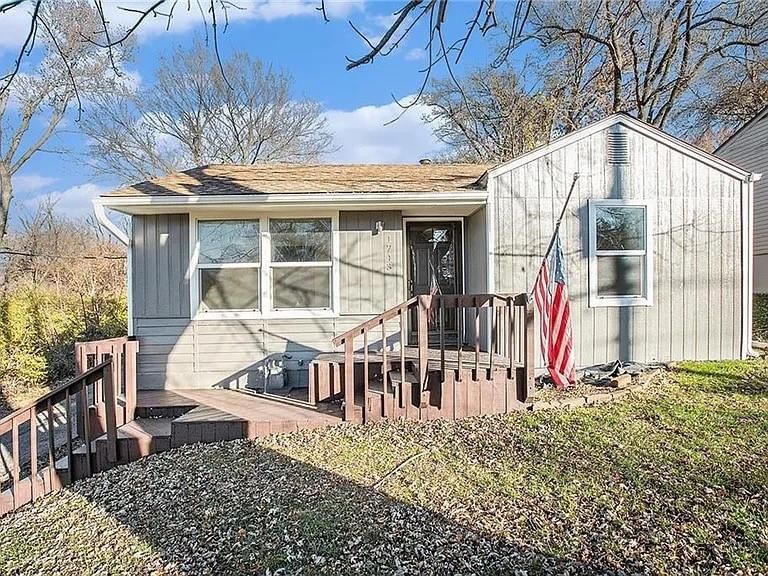 1743 S 49 Street — photo 3