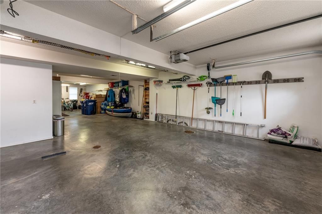 207 Woodhaven Drive — photo 24