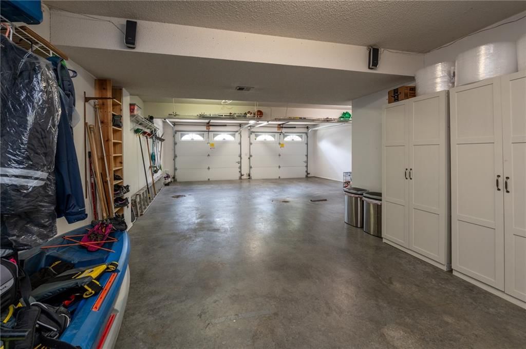 207 Woodhaven Drive — photo 26