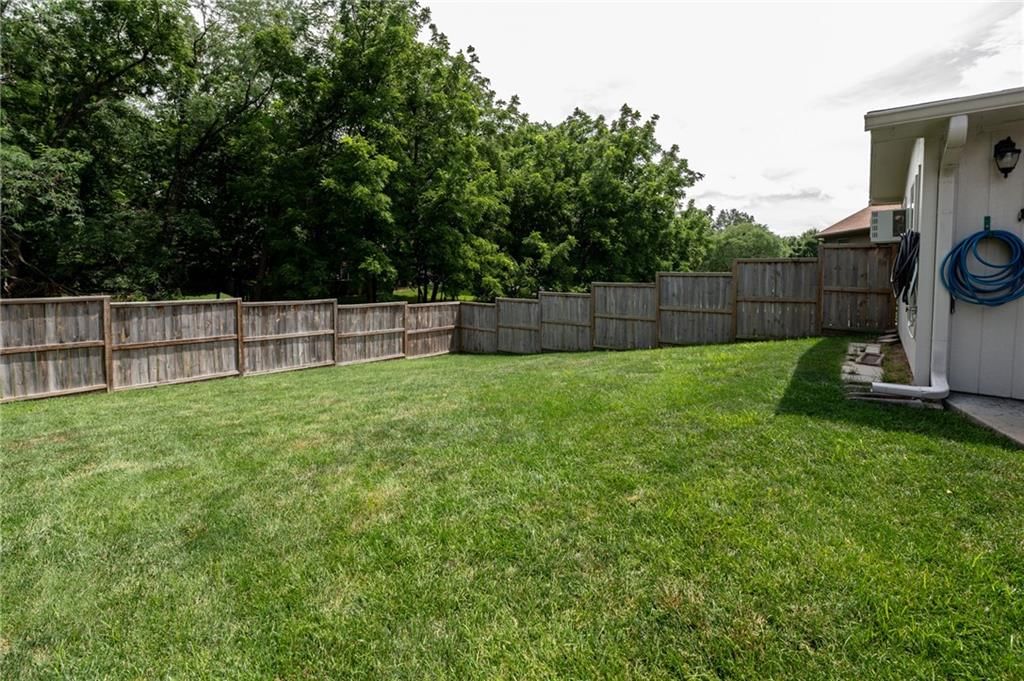 207 Woodhaven Drive — photo 27