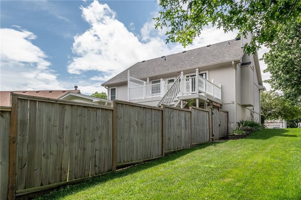 207 Woodhaven Drive — photo 29