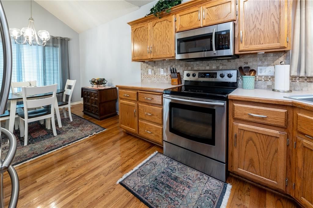 207 Woodhaven Drive — photo 5