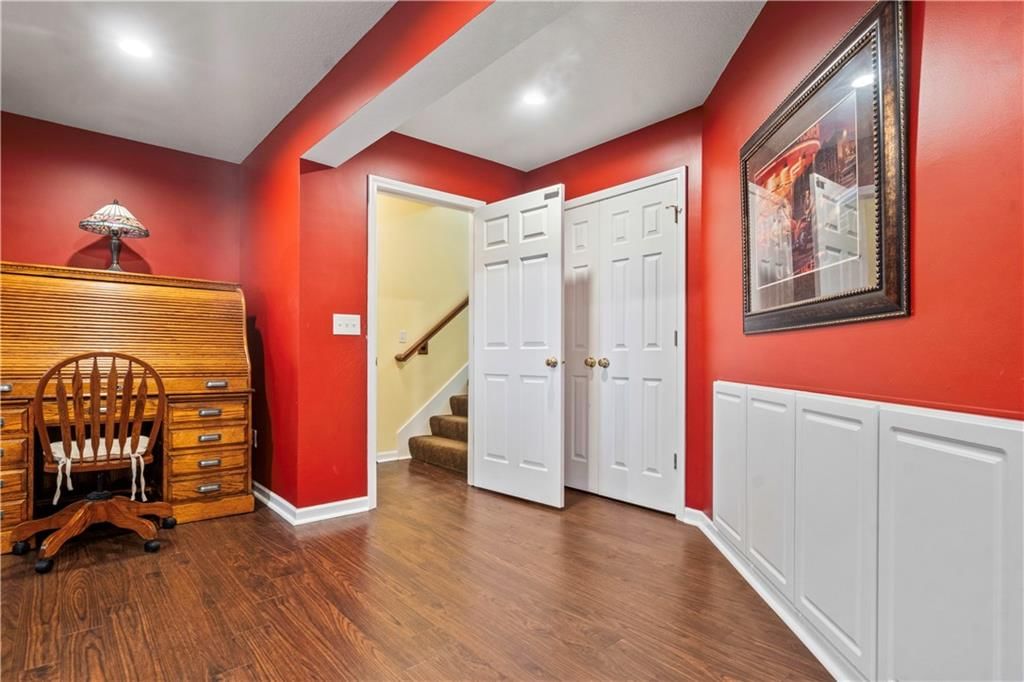 15868 W 157th Terrace — photo 38
