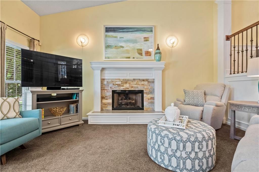 15868 W 157th Terrace — photo 7