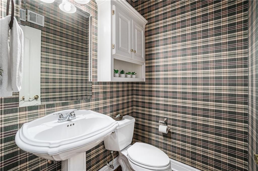 5713 NE Sapphire Court — photo 18