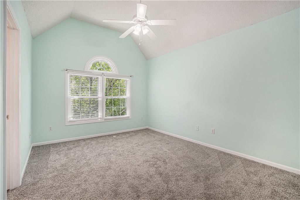 5713 NE Sapphire Court — photo 27