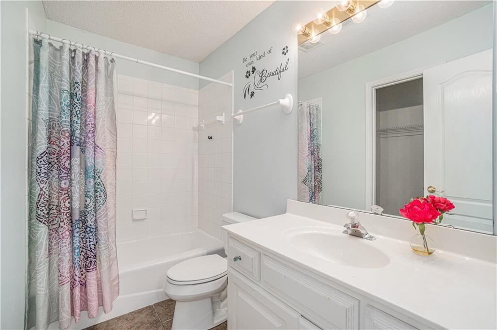 5713 NE Sapphire Court — photo 28
