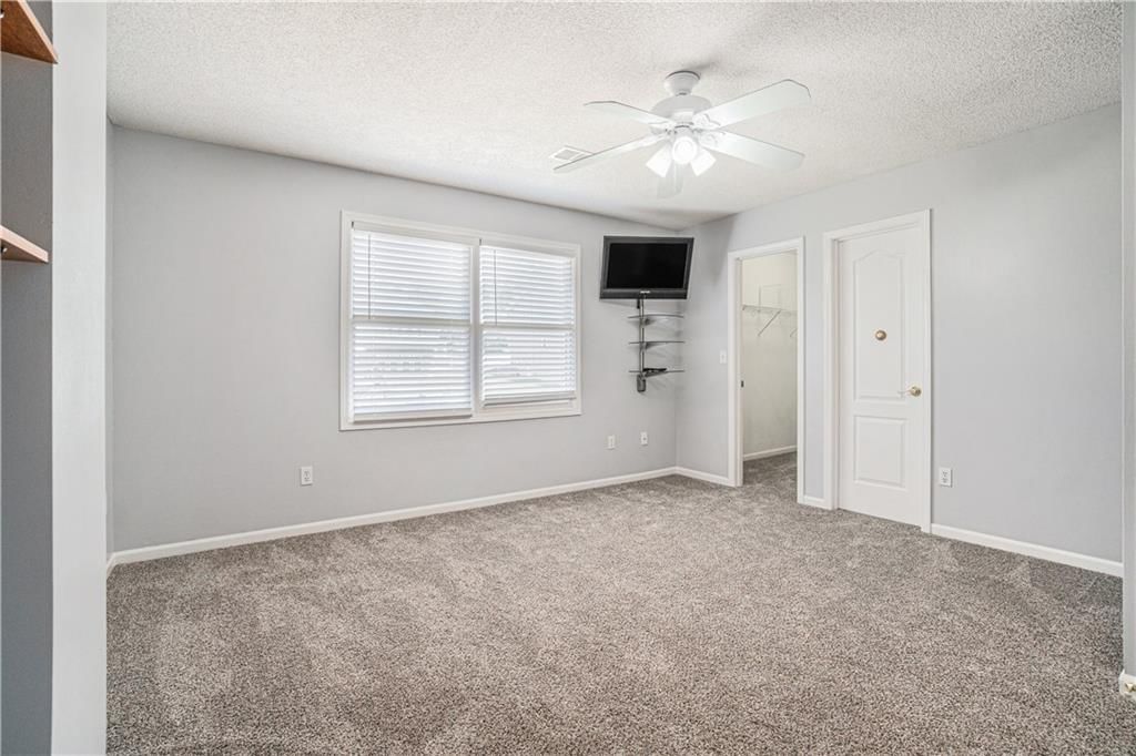 5713 NE Sapphire Court — photo 29