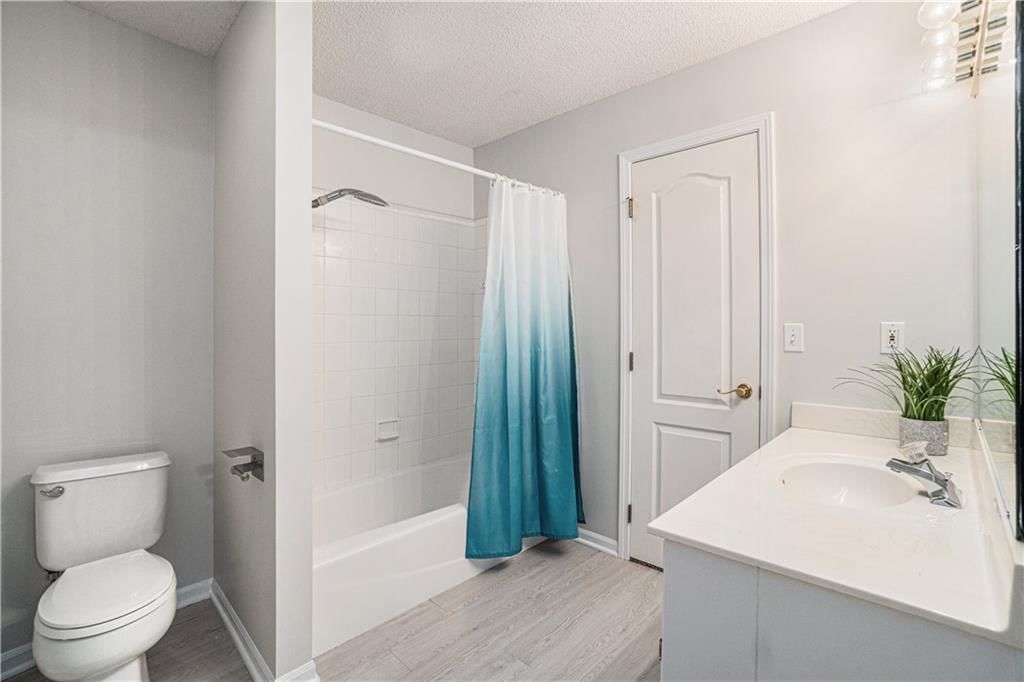 5713 NE Sapphire Court — photo 31