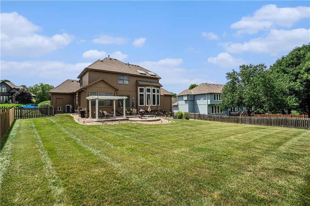 5713 NE Sapphire Court — photo 45