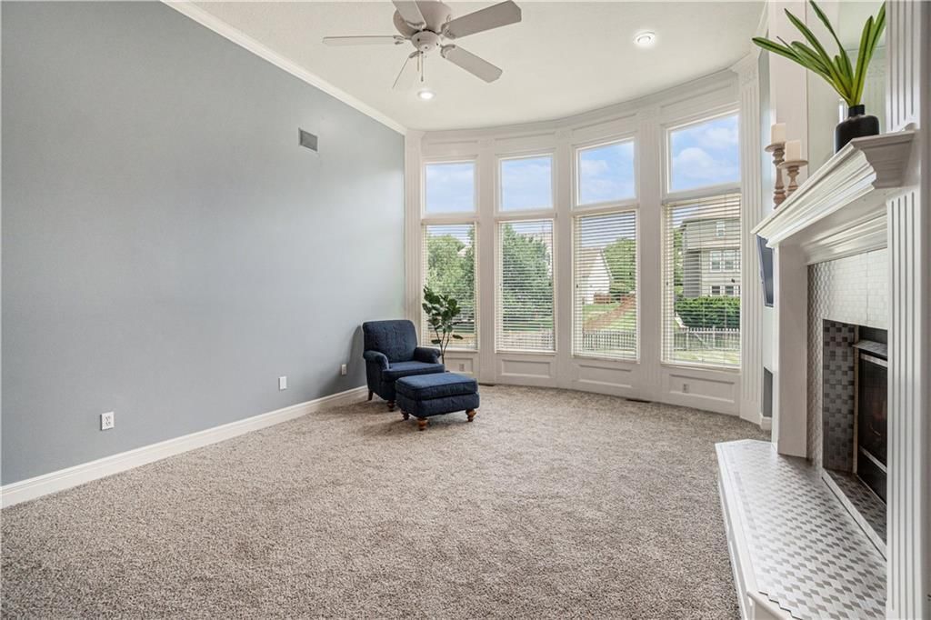 5713 NE Sapphire Court — photo 9