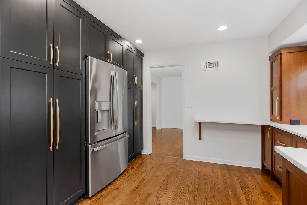 3611 W 99th Street — photo 11