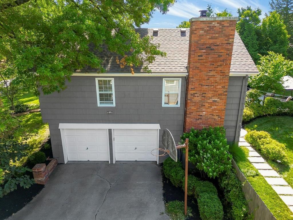 3611 W 99th Street — photo 34